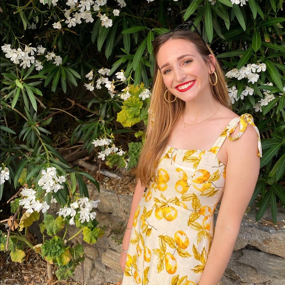 Meet your Posher, Laura
